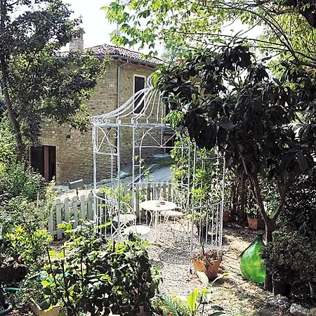 Casa Vallona Bed & Breakfast 4*
