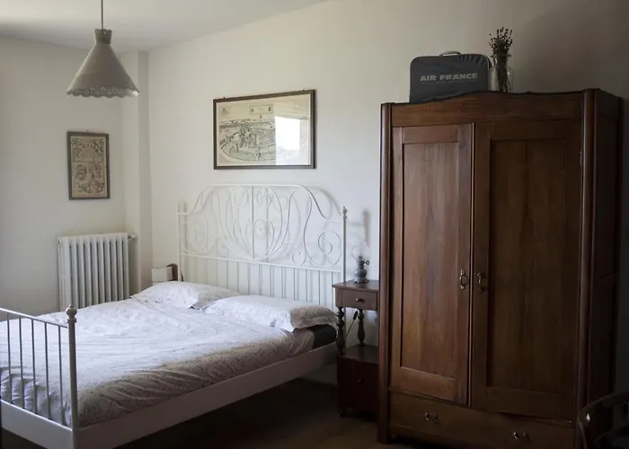 Casa Vallona Nocleg ze śniadaniem 4*